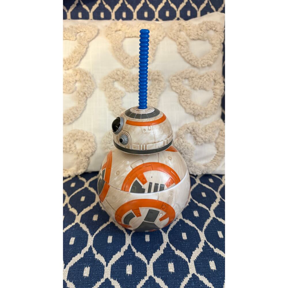 Disney Parks Star Wars BB8 Souvenir Sipper Cup